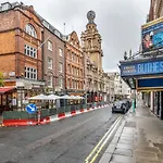 Kula London - Covent Garden St Martin\'s Lane